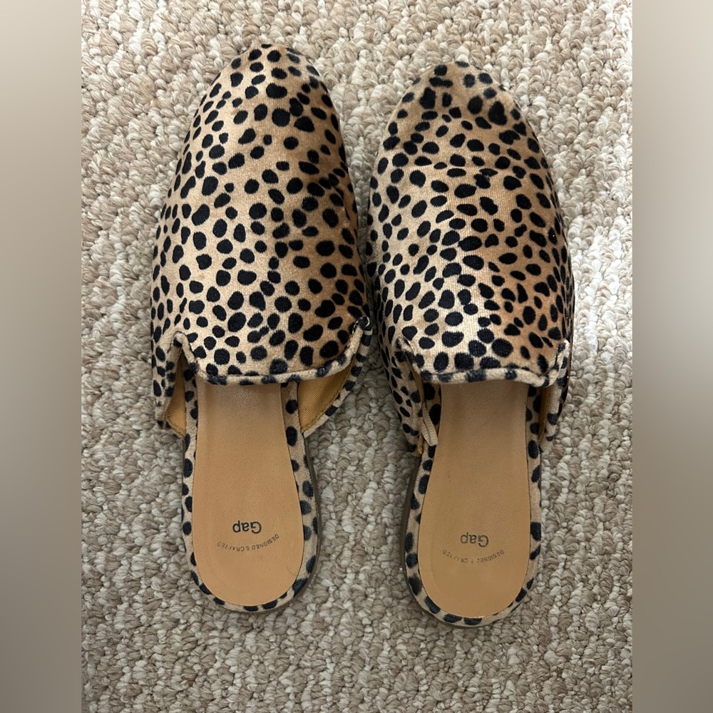 GAP Women's Animal Print Mules